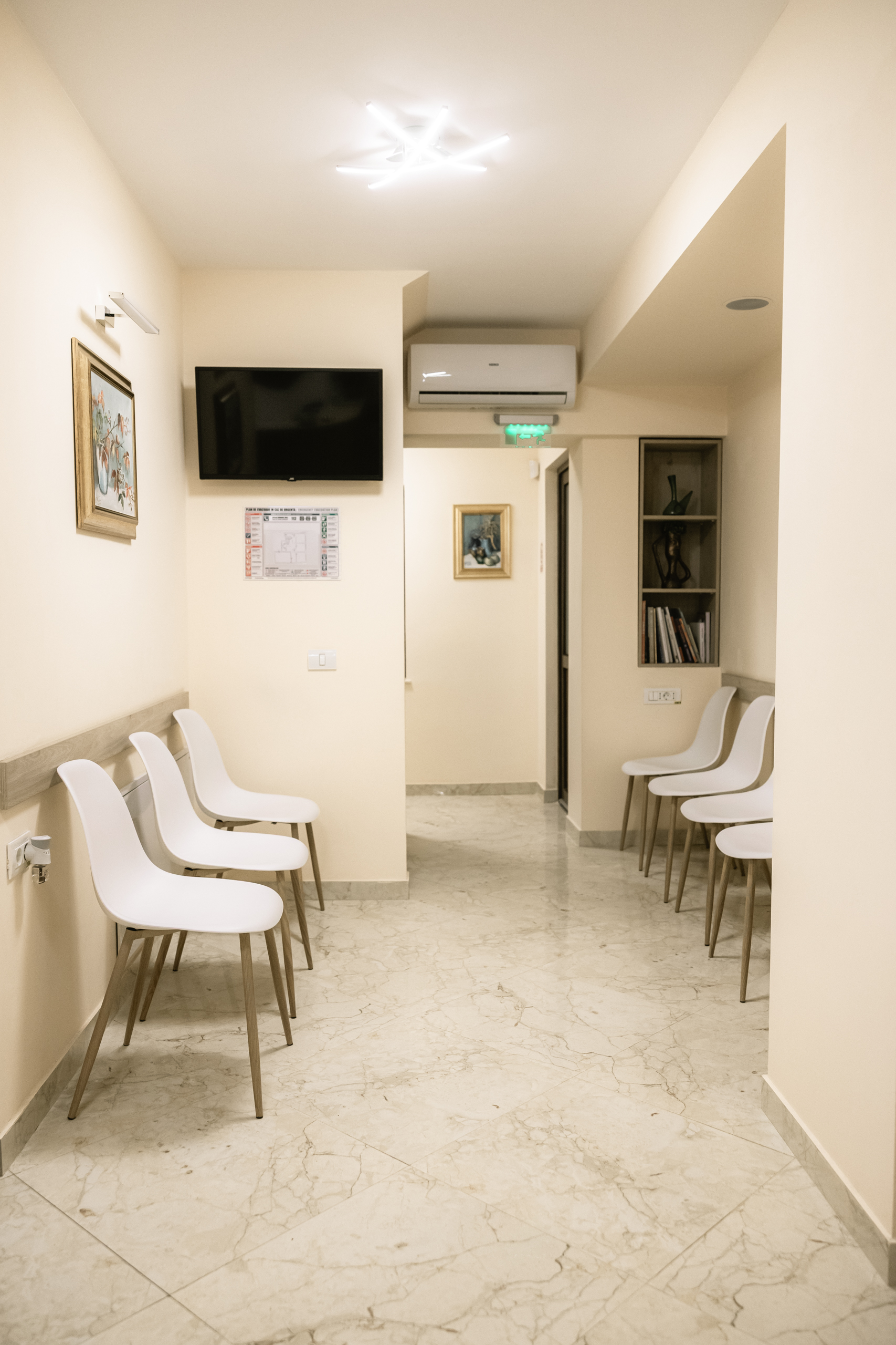 PsyCorner Cabinet 18